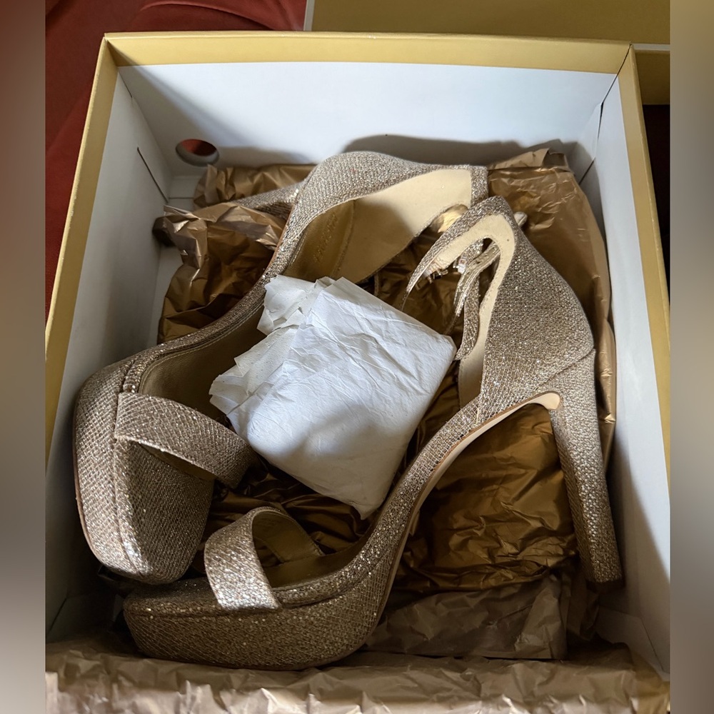 MICHAEL Michael Kors Margot Platform Dress Sandals Size 8.5 - Picture 7 of 9